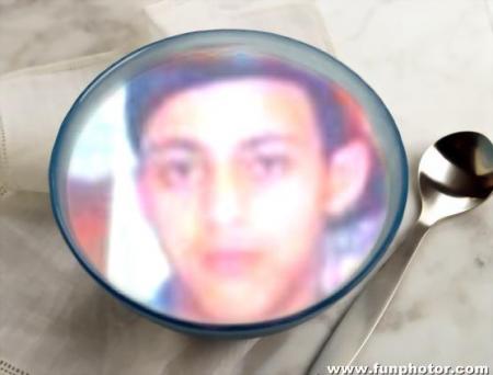 moi ossi khalid